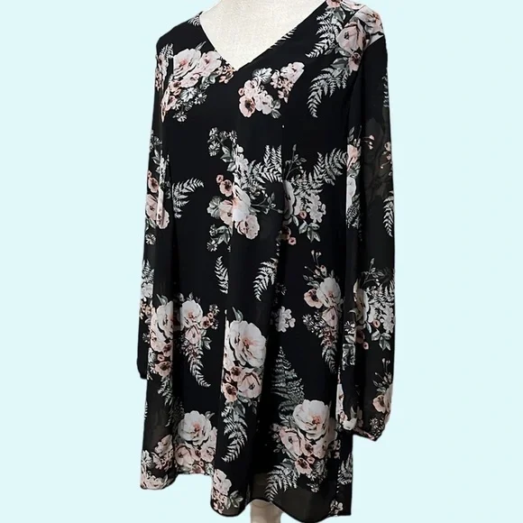 BCBG shift dress, black with pink florals, sz small - Picture 1 of 9